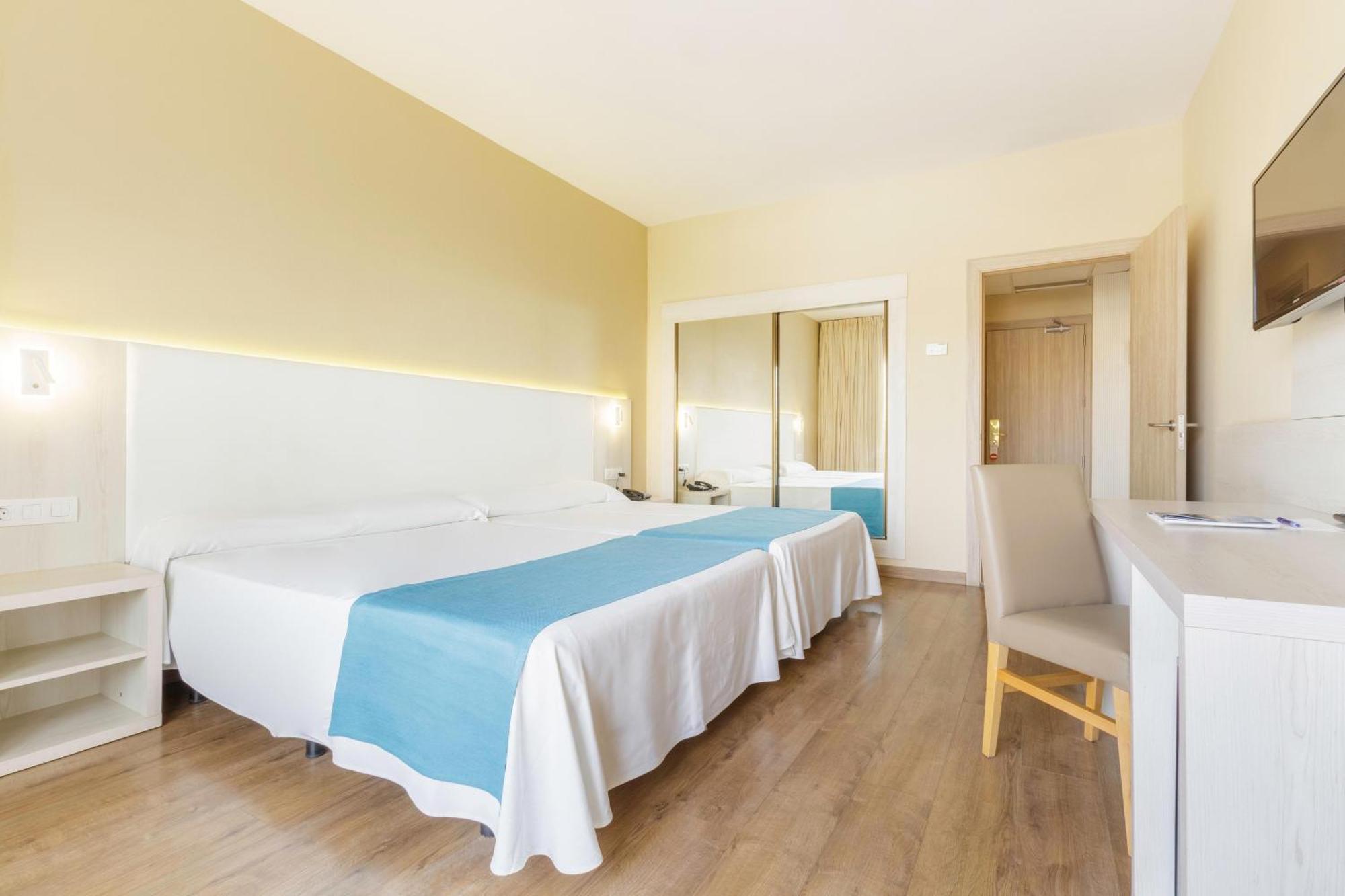 Hotel Best Siroco Benalmadena Bagian luar foto